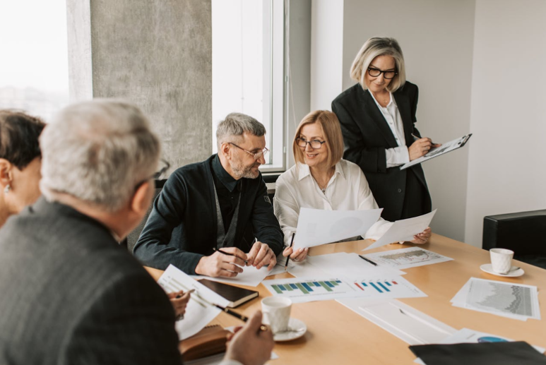 How Mid-Level Leaders Adapt in Leadership Development