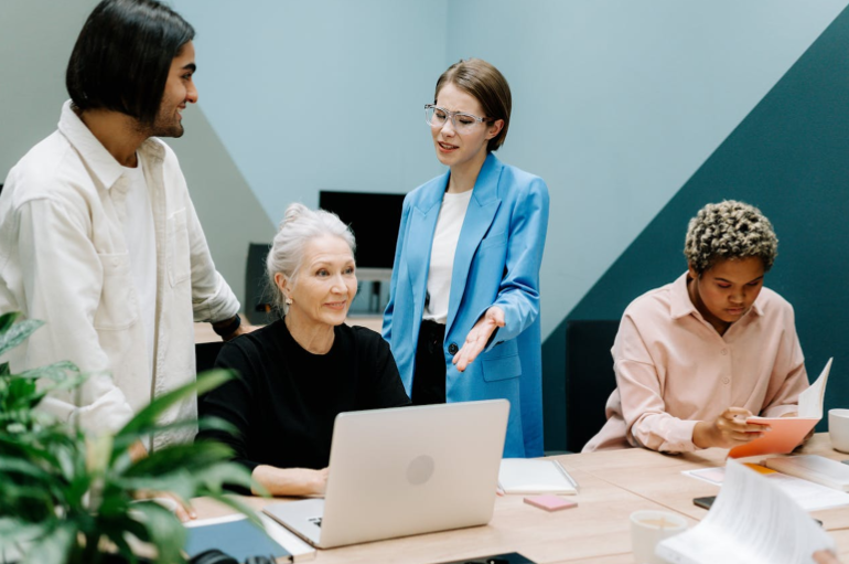 Balancing Control and Empowerment in Leadership Development