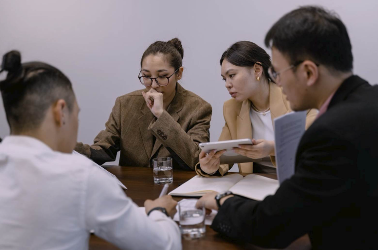 What Shapes a Strong People Change Management Career