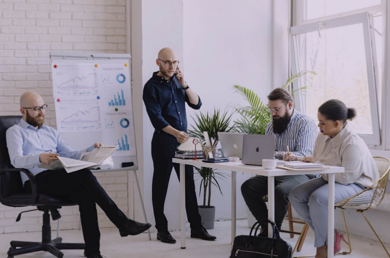 How organizations Improve Leadership in Independent HR Consulting